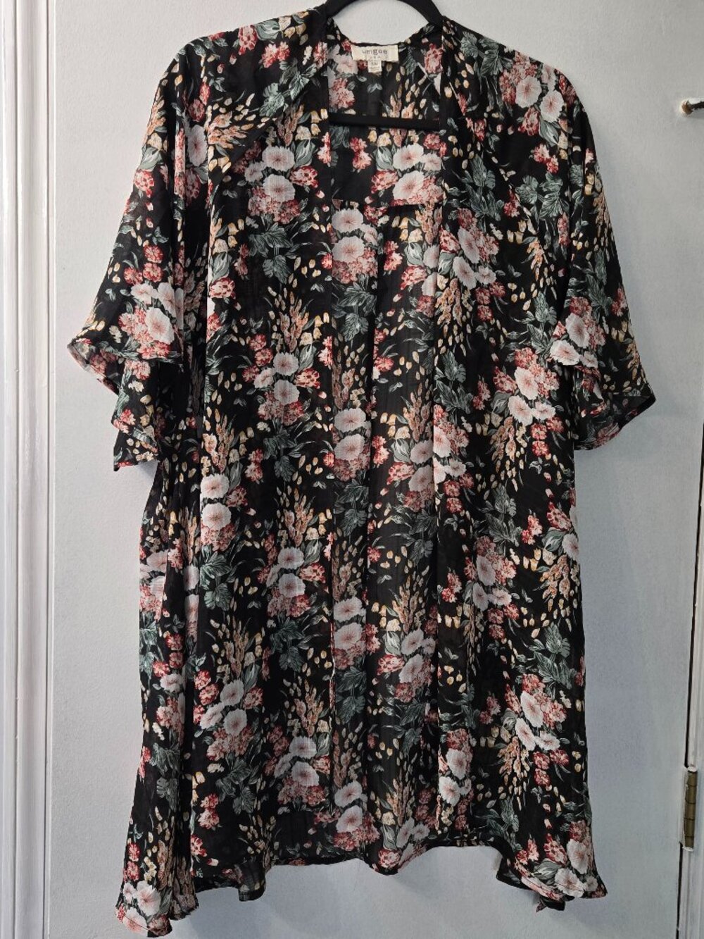 Umgee Black Floral Kimono duster Boho size S/M open front short sleeve